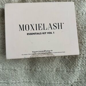 Moxie Lash kit